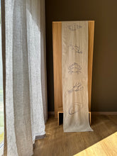 Load image into Gallery viewer, Linen table runner with sea animals embroidery