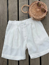 Load image into Gallery viewer, Lina apģērbs