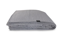 Load image into Gallery viewer, linen bow quilt linenterritory