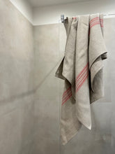 Load image into Gallery viewer, Linen towel
