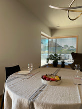 Load image into Gallery viewer, Linen tablecloth
