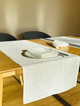 Load image into Gallery viewer, Pleated off white linen tablecloth
