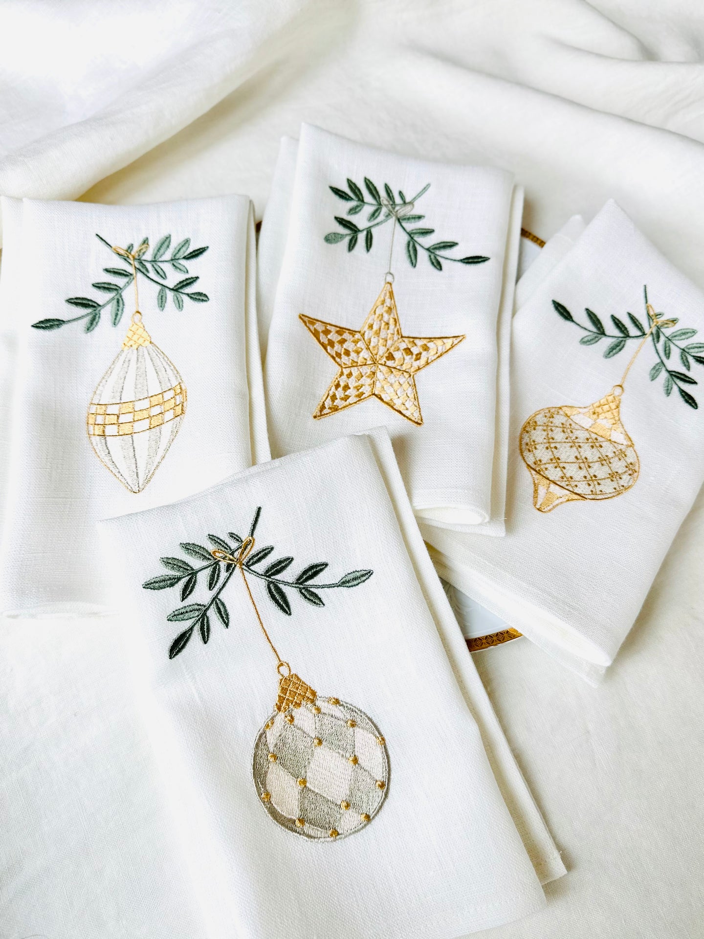 Linen christmas napkins set