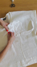 Load and play video in Gallery viewer, video and step-by-sep sewing gude for floral applique

