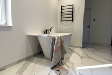 Ielādēt attēlu galerijas skatītājā, A heavyweight linen towel in Natural color with stripes is absorbent and dries quickly and with two loops for easy hanging.

Linen is naturally antimicrobial and allows for easy airflow ensuring your towels dry quicker and stay free of mildew, germs or unpleasant odors.

Classic and beautiful linen towels will suit any bathroom. That large linen towel is great for wrapping it after a bath, shower or enjoying a sauna. The linen towel is big enough to be used on the seashore - by laying it in the warm sand an
