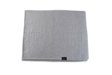 Load image into Gallery viewer, Linen Box Quilt, Foggy grey
